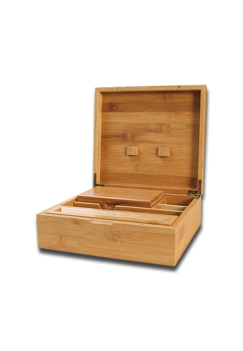 Black Leaf Stoner Box made of bamboo 1